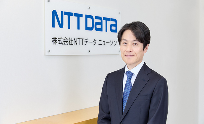 代表取締役社長 上原 智